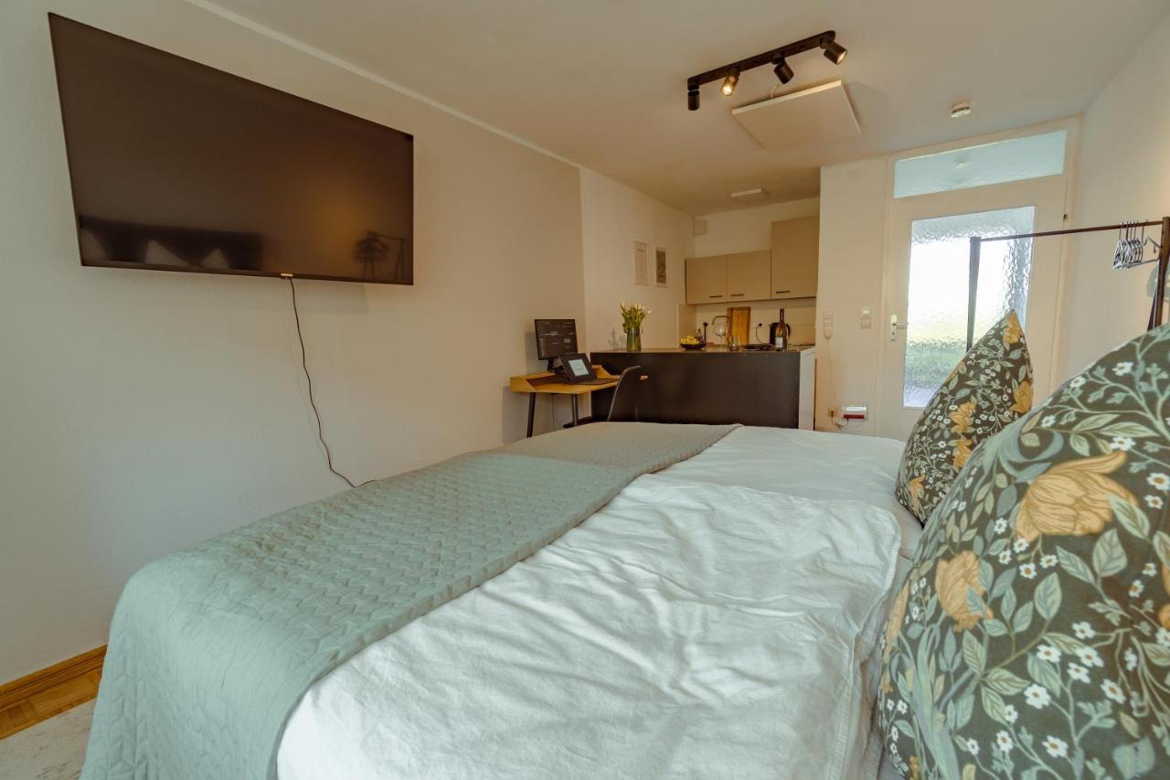 Studio Apartment Mit Parkplatz Oberesslingen Exterior photo